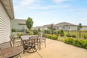 910 Madison Ave, McHenry, IL 60050 - Photo 32
