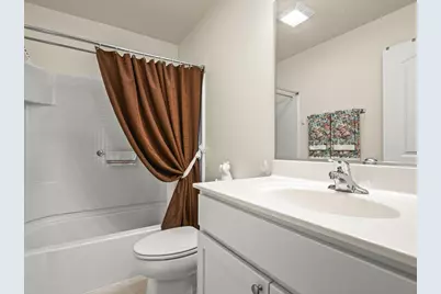 910 Madison Avenue, McHenry, IL 60050 - Photo 26