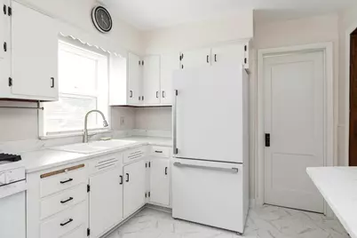 613 Napoleon Street, Rockford, IL 61103 - Photo 14