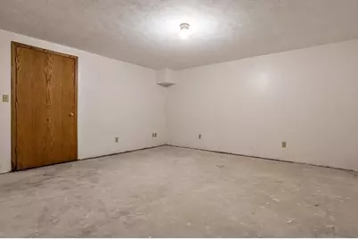 5316 Regents Park Road, Rockford, IL 61107 - Photo 38