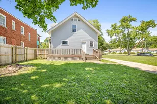1706 8th St, Rockford, IL 61104 - Photo 36
