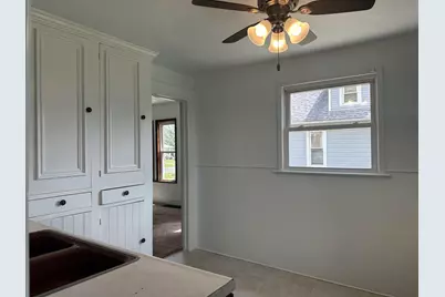 17 W Old Mill Street, Milledgeville, IL 61051 - Photo 16