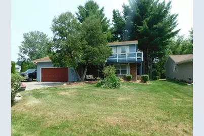 113 Queensbury Place NE, Poplar Grove, IL 60165 - Photo 2
