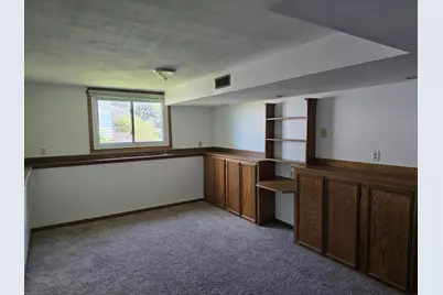 6984 Squaw Prairie Road, Belvidere, IL 61008 - Photo 16