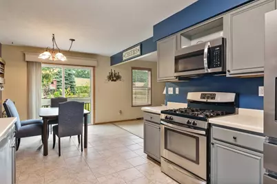 9960 Flint Court, Roscoe, IL 61073 - Photo 6