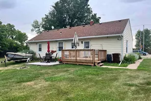 3528 N Central Ave, Rockford, IL 61101 - Photo 4