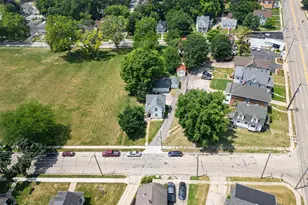615 15th St, Rockford, IL 61104 - Photo 44