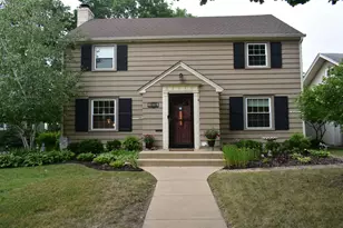 1916 Melrose St, Rockford, IL 61103 - Photo 1