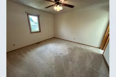 2920 Kregel Drive, Rockford, IL 61109 - Photo 16