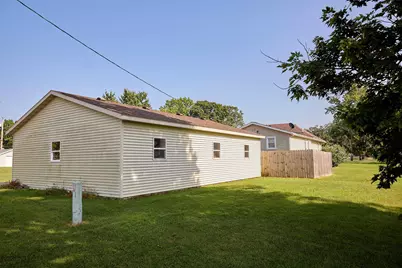 602 W 2nd North Street, Wenona, IL 61377 - Photo 42