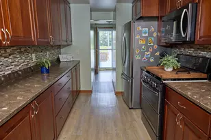602 W 2nd N St, Wenona, IL 61377 - Photo 6