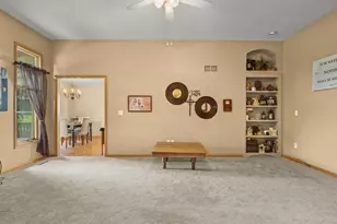 106 Katies Way, Mount Morris, IL 61054 - Photo 8