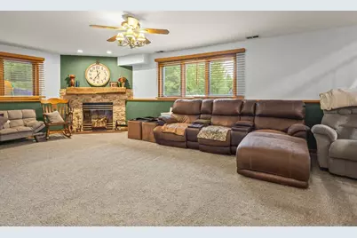 414 SE Lamplighter Loop, Poplar Grove, IL 61065 - Photo 18