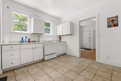 606 S 6th Street, Rockford, IL 61104 - Photo 4