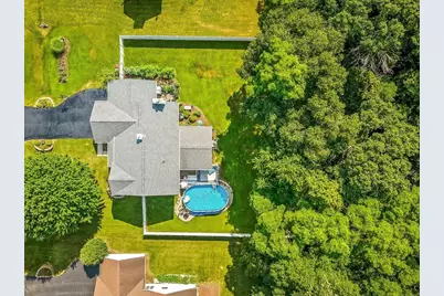 6937 N Summit Drive, Byron, IL 61010 - Photo 8