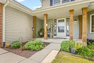 6937 N Summit Dr, Byron, IL 61010 - Photo 4