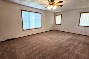 11056 Center Rd, Durand, IL 61024 - Photo 40