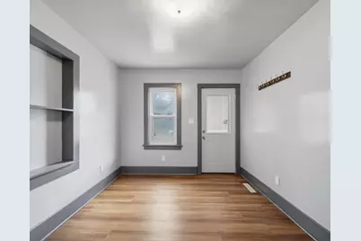 704 12th Avenue, Sterling, IL 61081 - Photo 14