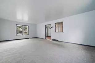 704 12th Ave, Sterling, IL 61081 - Photo 8