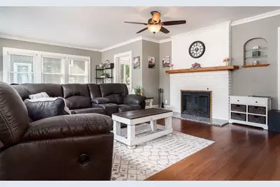 1912 Cumberland Street, Rockford, IL 61103 - Photo 4