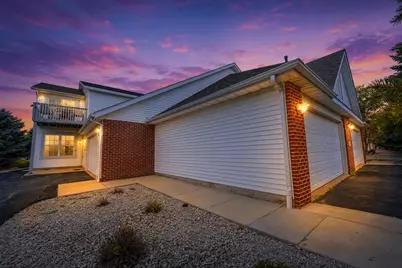 10164 Monarch Road Unit 2, Roscoe, IL 61073 - Photo 2