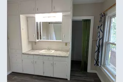 1453 S Float Avenue, Freeport, IL 61032 - Photo 16