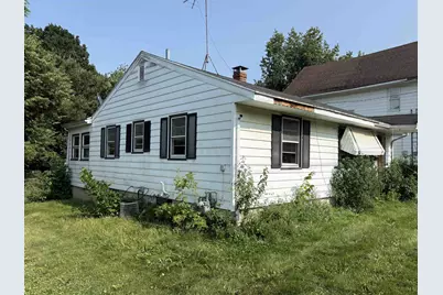 1309 S Float Avenue, Freeport, IL 61032 - Photo 4