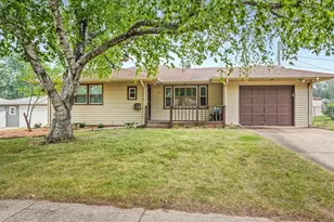 3816 Beach St, Rockford, IL 61108 - Photo 4