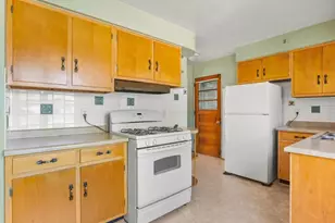 133 N Park Blvd, Freeport, IL 61032 - Photo 6