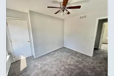 525 N Rockton Avenue, Rockford, IL 61103 - Photo 10