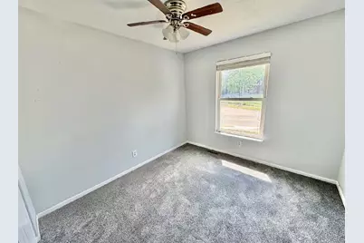 525 N Rockton Avenue, Rockford, IL 61103 - Photo 8