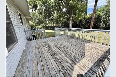 525 N Rockton Avenue, Rockford, IL 61103 - Photo 14