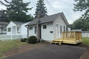 112 E Wilson St, Stillman Valley, IL 61084 - Photo 2
