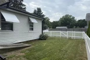 112 E Wilson St, Stillman Valley, IL 61084 - Photo 4