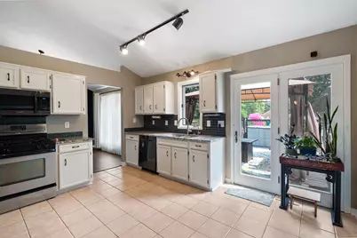 6853 Prairienook, Roscoe, IL 61073 - Photo 16