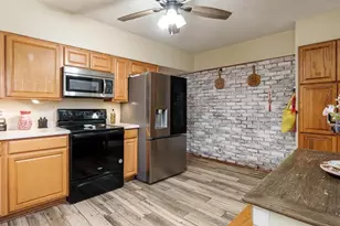 7018 Best Rd, Pecatonica, IL 61063 - Photo 16
