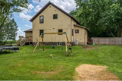 7018 Best Road, Pecatonica, IL 61063 - Photo 4