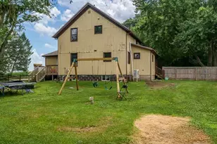 7018 Best Rd, Pecatonica, IL 61063 - Photo 4