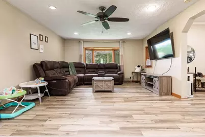 7018 Best Road, Pecatonica, IL 61063 - Photo 22