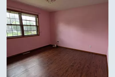 204 Hickory Drive, Lena, IL 61048 - Photo 6