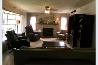 1104 Benson Blvd., Freeport, IL 61032 - Photo 2