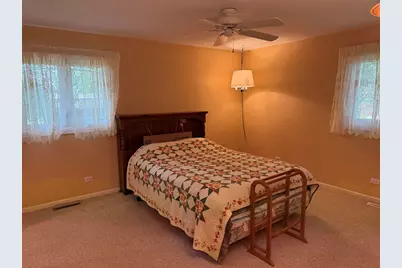 2282 Shepard Drive, Freeport, IL 61032 - Photo 12
