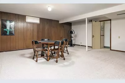 2212 Silverhorn Drive, Rockford, IL 61107 - Photo 38