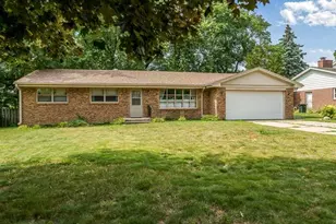 2212 Silverhorn Dr, Rockford, IL 61107 - Photo 1