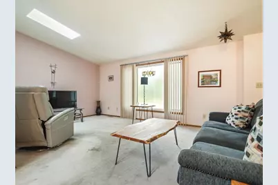 336 Forestcliff Circle, Lake Summerset, IL 61019 - Photo 16