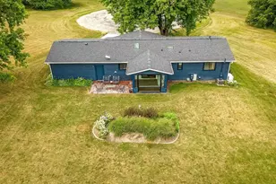 336 Forestcliff Cir, Lake Summerset, IL 61019 - Photo 4