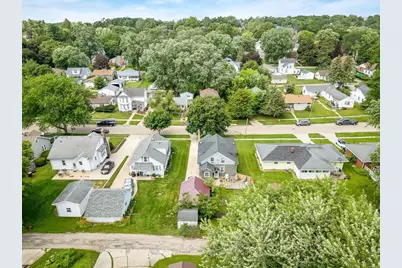1247 W Logan Street, Freeport, IL 61032 - Photo 30