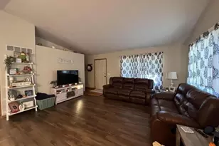 411 E Sycamore St, Elizabeth, IL 61028 - Photo 16