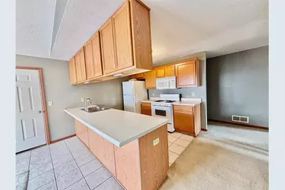 8000 Primrose Place #Unit D, Poplar Grove, IL 61065 - Photo 8