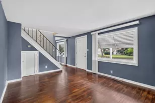 1923 Barton Blvd, Rockford, IL 61103 - Photo 6